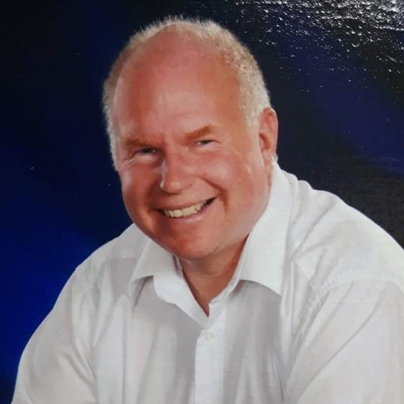 Meet your Posher, Posh - Picture 1 of 1